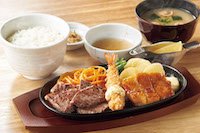 さっぱりレモンのカットステーキミックス定食【旨塩ソース】
