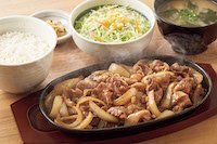 鉄板牛バラ焼き定食